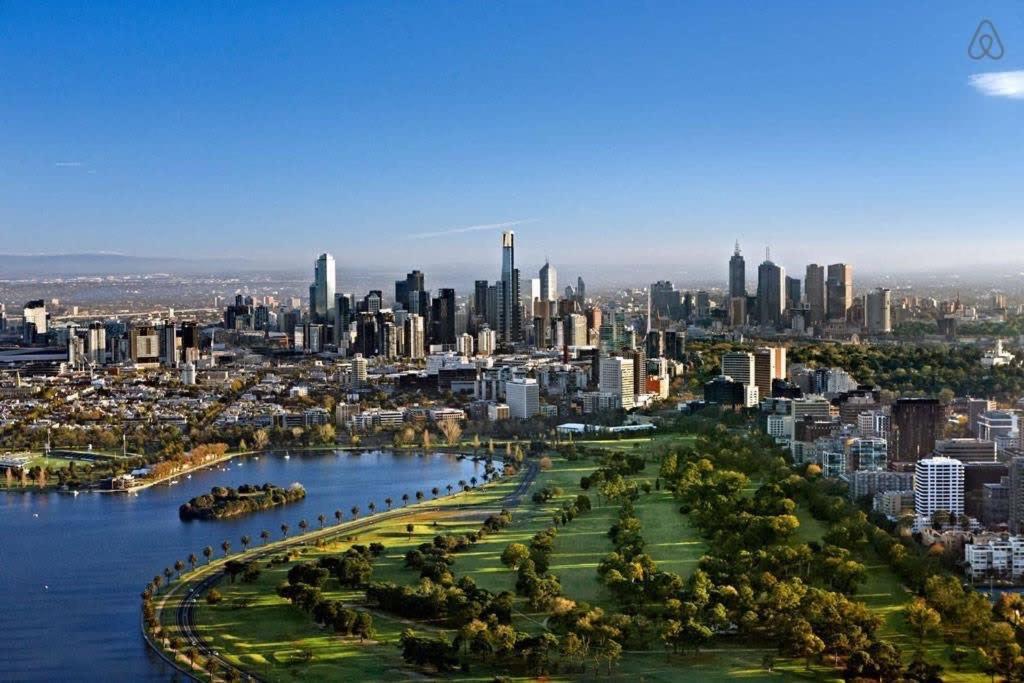 A Chic & Comfy 2Br Apt Near Federation Square ملبورن المظهر الخارجي الصورة